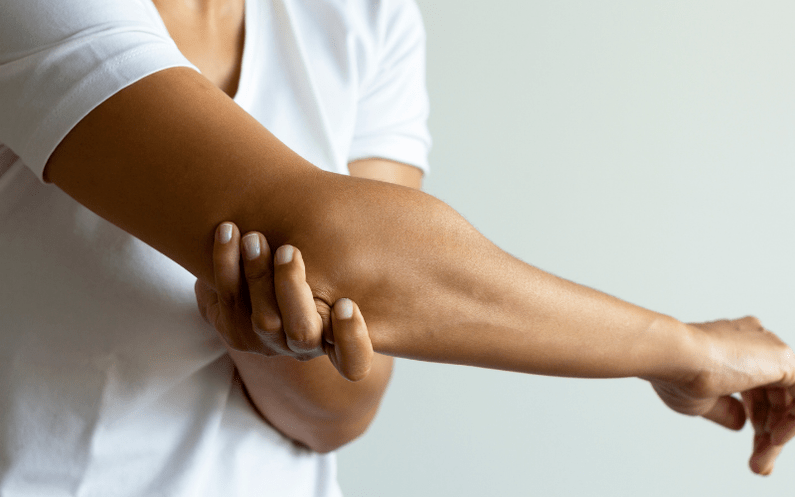 evident Symptomer vun Arthrosis vun den Hänn